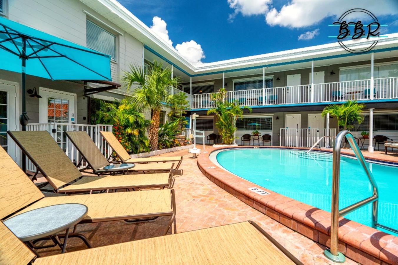 Boutique Beach Retreat Сант Пит Бич Экстерьер фото