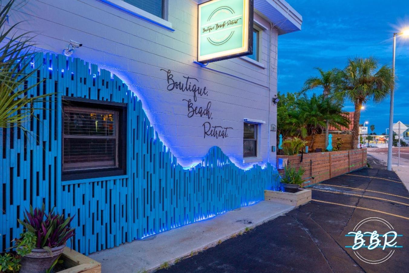 Boutique Beach Retreat Сант Пит Бич Экстерьер фото